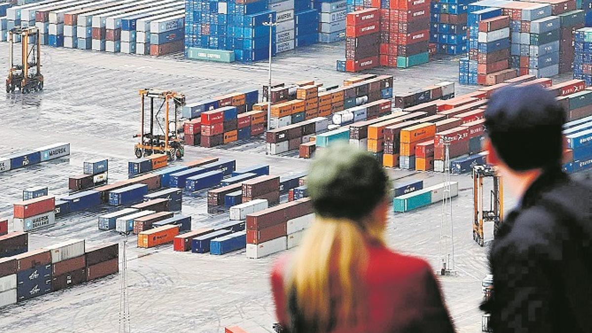 Contenedores en el Puerto de Barcelona, una de las salidas para las exportaciones.