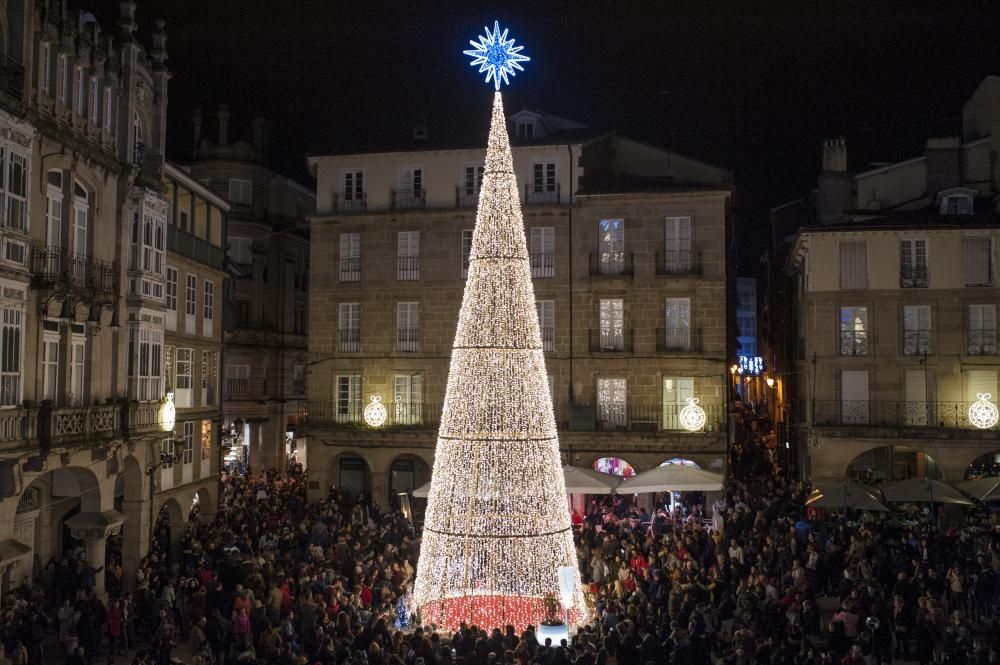 Navidad 2018 en Ourense | Así fue el encendido de