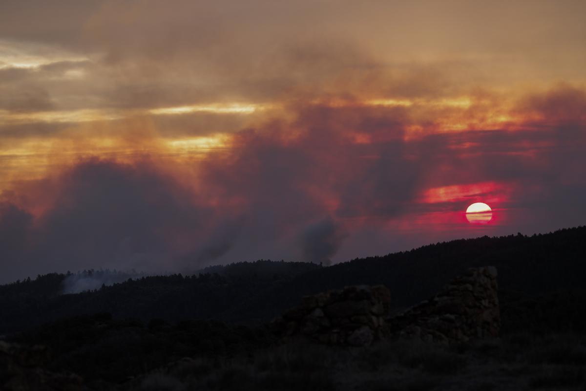 Las imágenes del incendio forestal que afecta a Teruel y Castellón