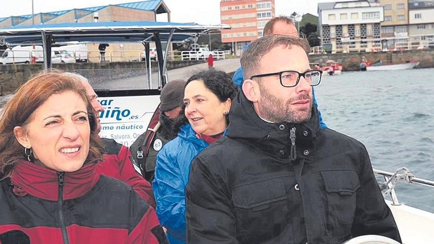 La Xunta de Galicia limita a 30 las playas con plásticos y pide a los voluntarios una recogida &quot;controlada&quot;