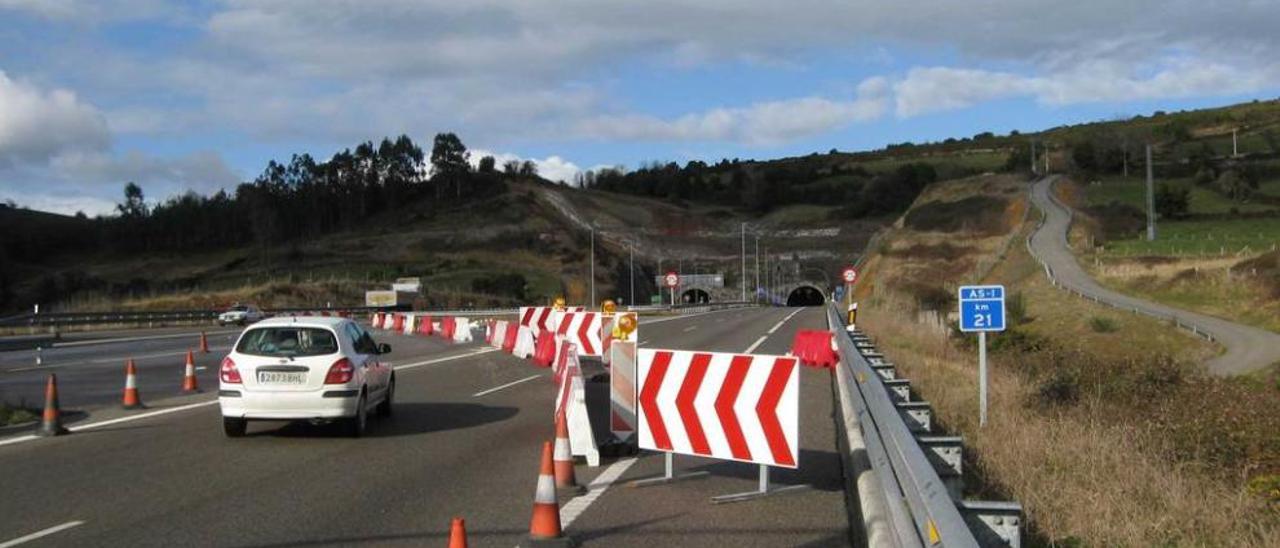 El corte parcial del túnel de Picaplana.