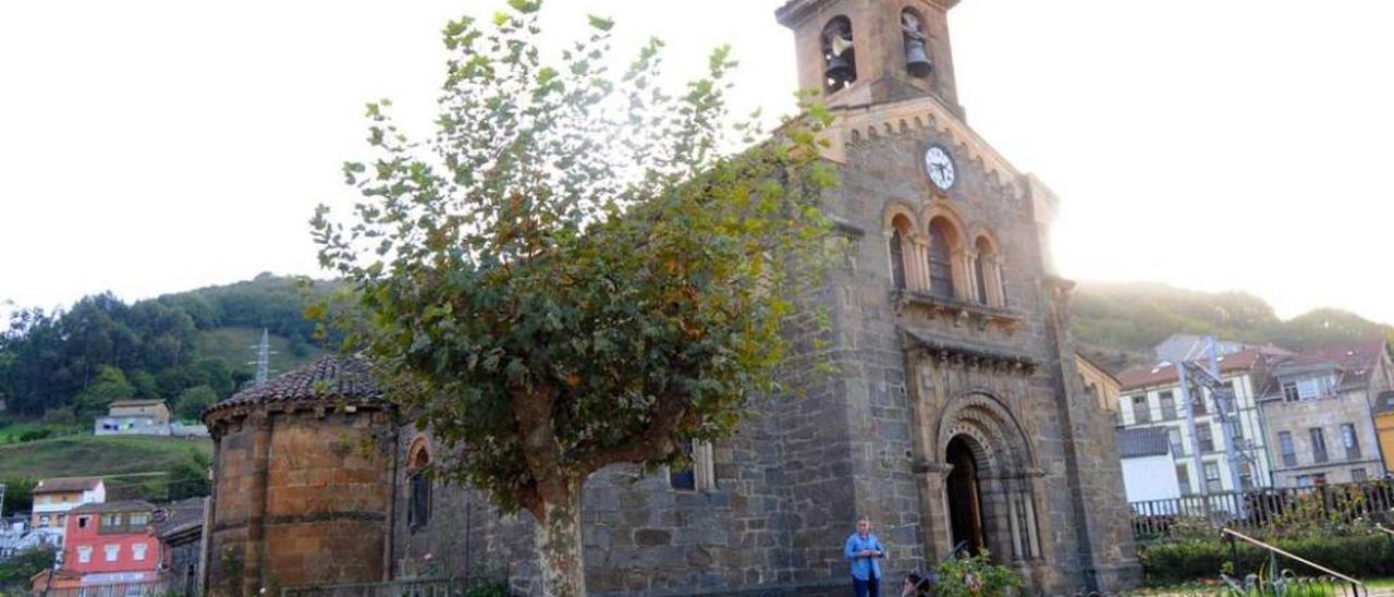 La iglesia de Santa Eulalia de Ujo.