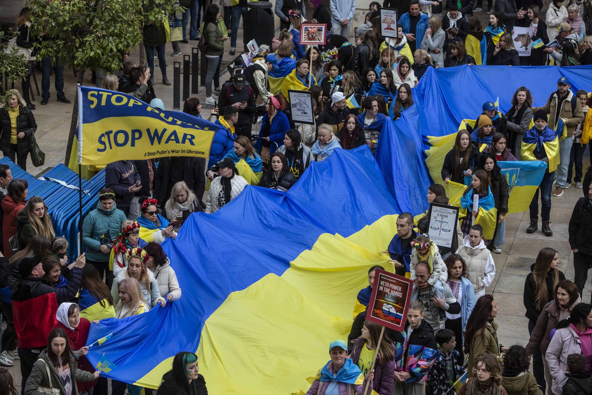 Manifestación en Alicante en el aniversario de la guerra en Ucrania