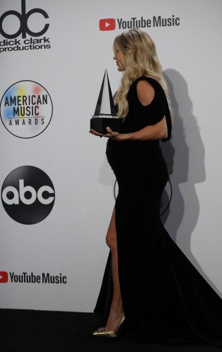 Los looks de los American Music Awards