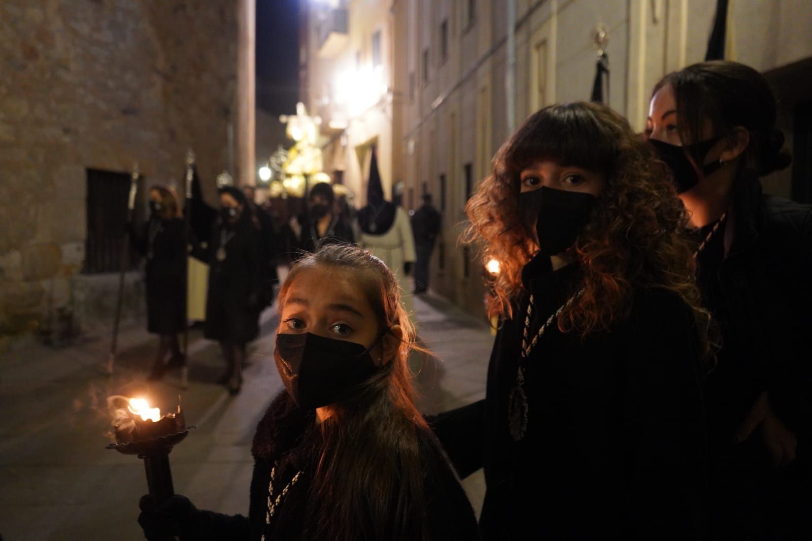 GALERÍA | La procesión de Nuestra Madre de las Angustias, en imágenes