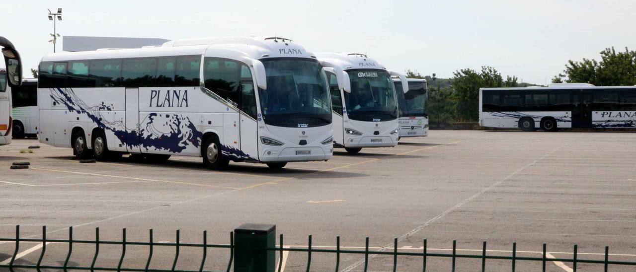 Cotxera d&#039;autobusos on una alumna d&#039;una escola de Sitges va romandre tota una jornada lectiva