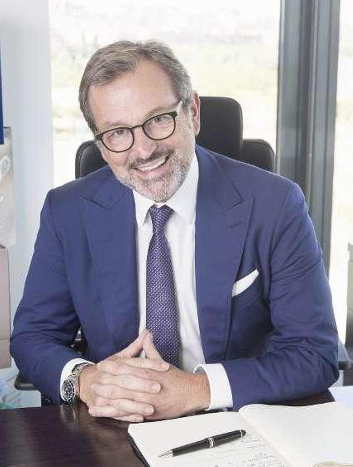 El presidente y CEO de Pullmantur Cruceros, Richard J. Vogel.