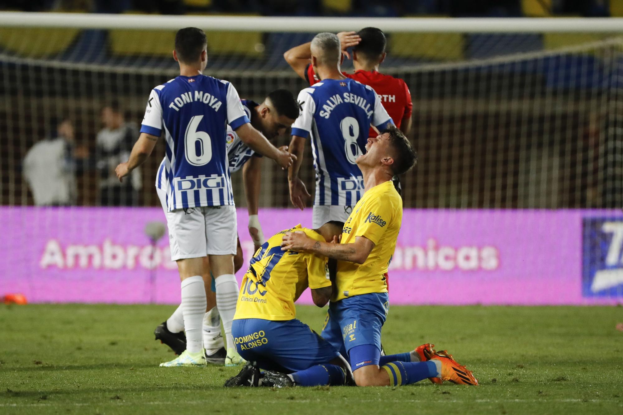 UD LAS PALMAS - DEPORTIVO ALAVÉS