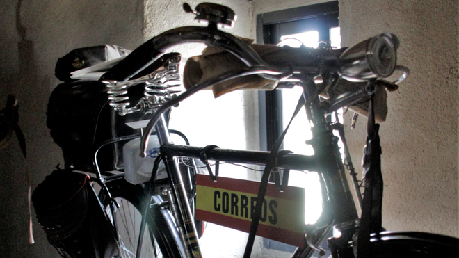 Las 100 bicicletas con las que Galindo quiere "revivir la España de los años 30"