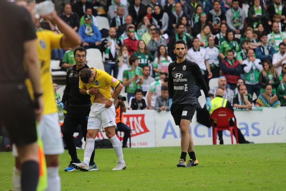 El Atlético Baleares sobrevive con nueve en El Sardinero