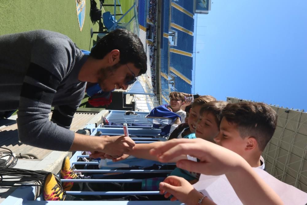 El equipo blanquiazul abre la grada de La Rosaleda a miles de niños de varios colegios de Málaga.