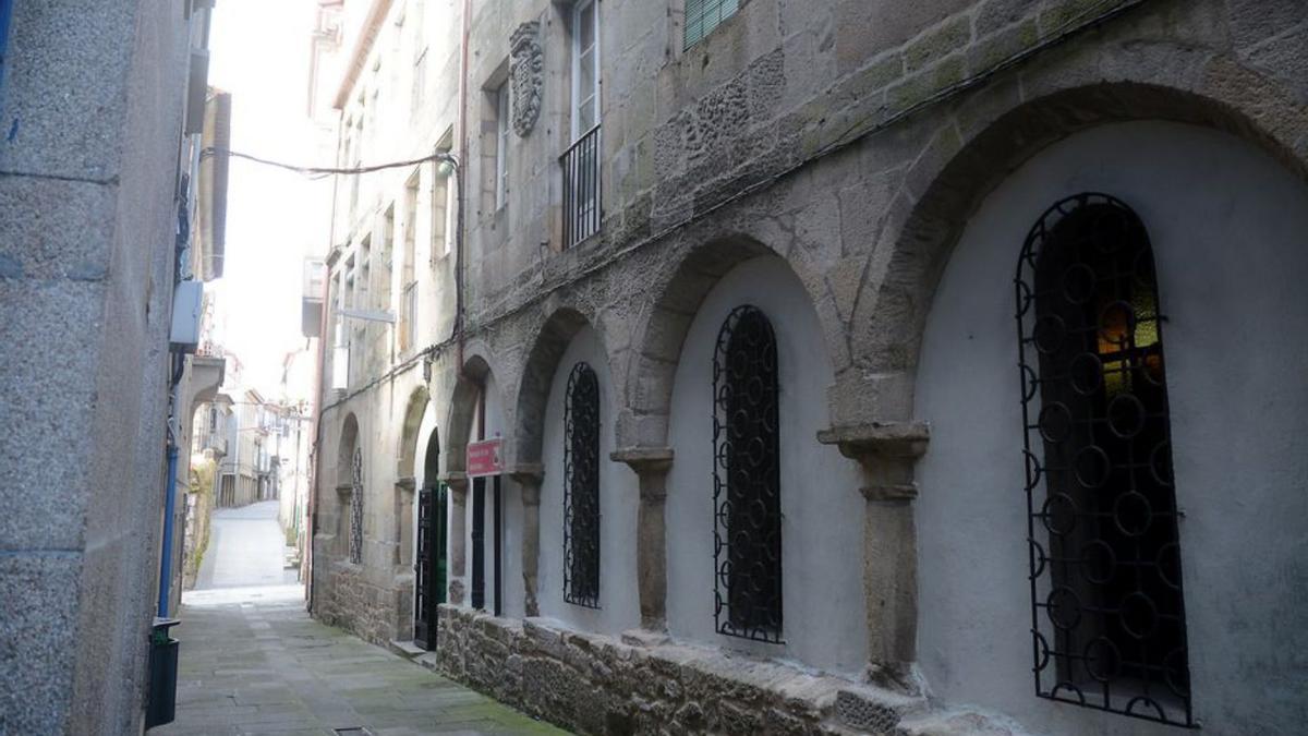 Fachada del inmueble en la calle Sor Lucía de Pontevedra.  | // R. VÁZQUEZ 