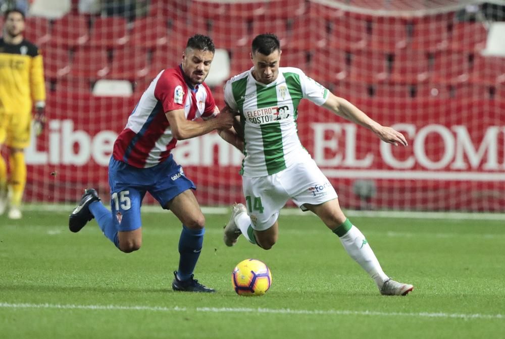 Córdoba CF saca un punto del Molinón