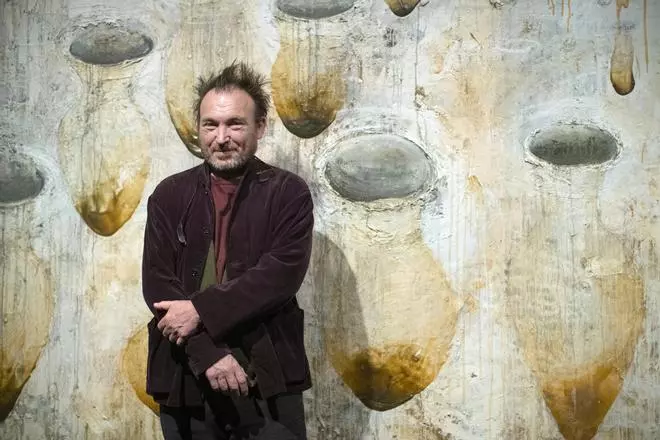 Miquel Barceló expone su obra cerámica en La Pedrera de Barcelona