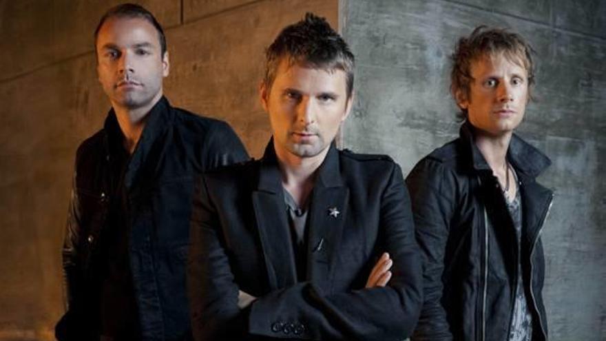 Christopher Wolstenholme, Matt Bellamy y Dominic Howard forman Muse.