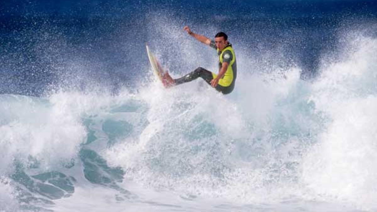 Playas en las que practicar surf en España