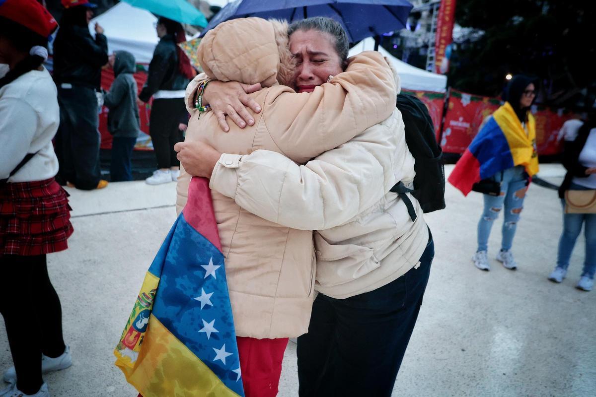 Concentración contra Maduro en plaza de España
