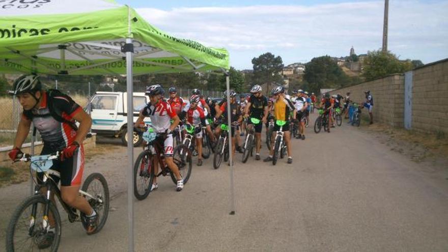 La X Marcha de Mountain Bike de Puebla congrega a 300 participantes