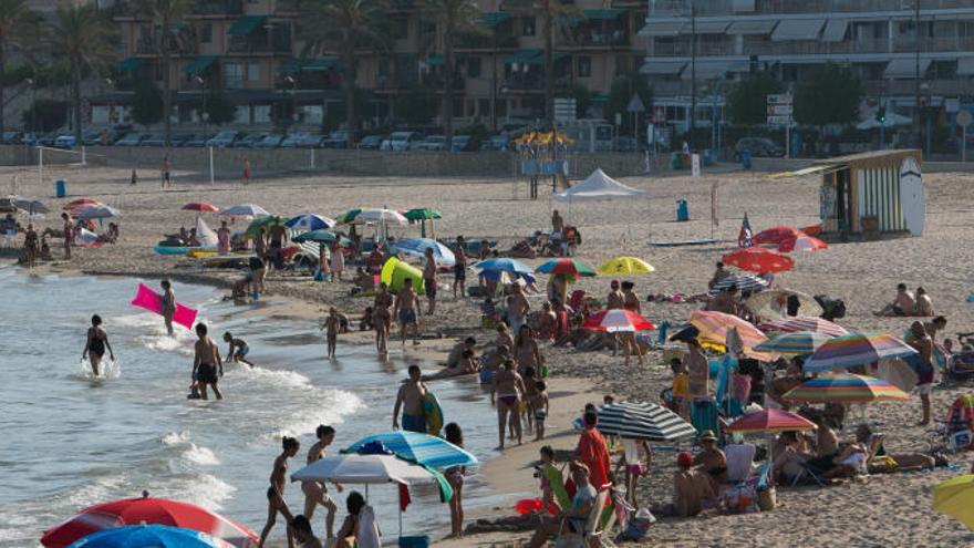 Alicante se convierte en la provincia con más banderas azules en playas y puertos