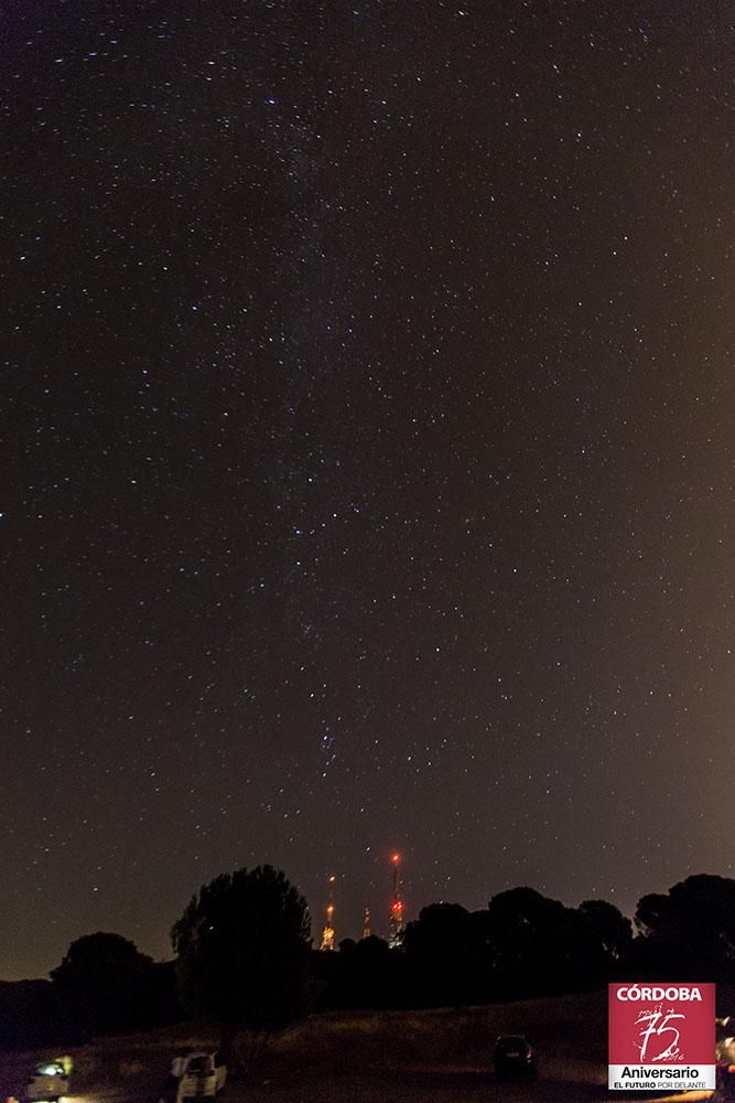 FOTOGALERIA / Noche de estrellas y perseidas en la sierra cordobesa