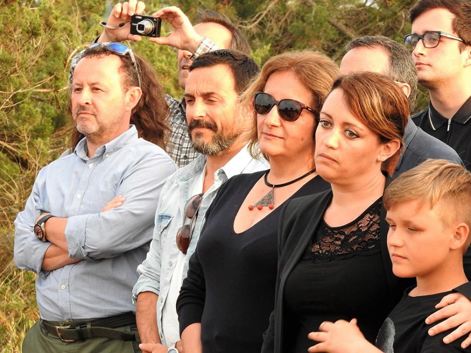 Formentera rinde homenaje a los presos de 'es Campament'.