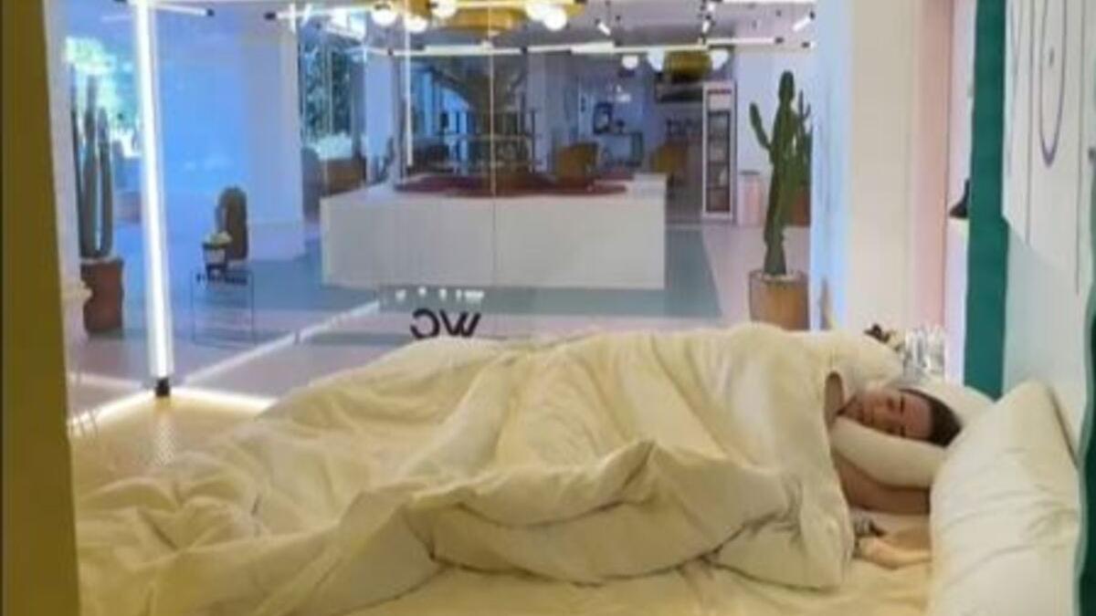 Cómo es dormir en una habitación de hotel transparente