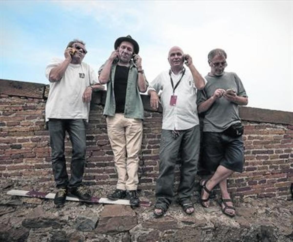 D’esquerra a dreta, Pep Gatell, Jurgen Muller, Carlus Padrissai Pere Tantinyà. D’esquerra a dreta, Pep Gatell, Jurgen Muller, Carlus Padrissai Pere Tantinyà.