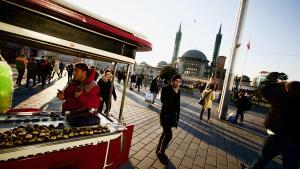 Un vendedor ambulante en Estambul