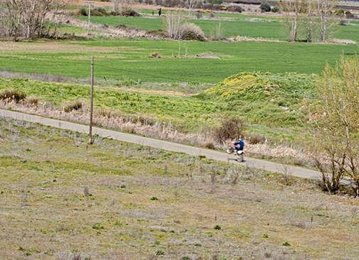 Motocross, paseantes y fiestas en casas: algunas muestras de "incivismo" persisten