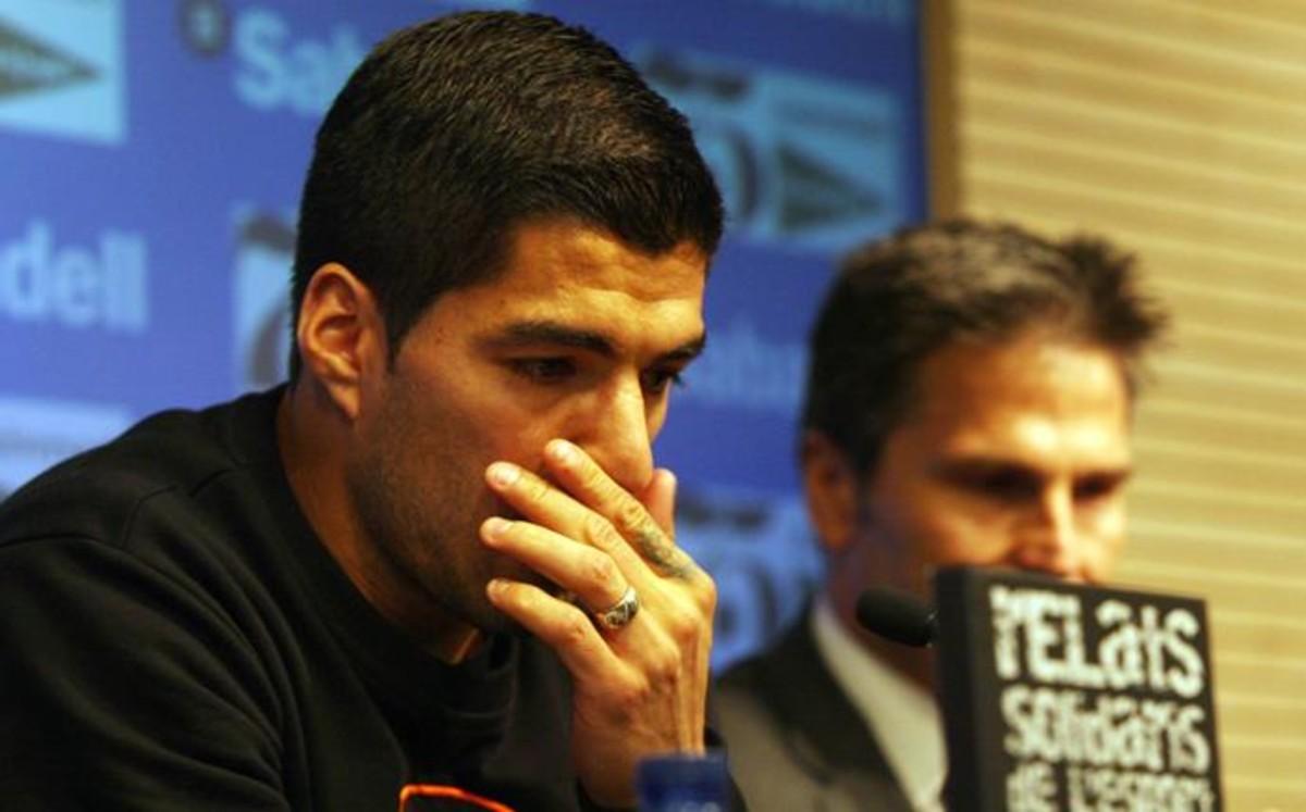 Suárez durante uno de los momentos más emotivos del acto