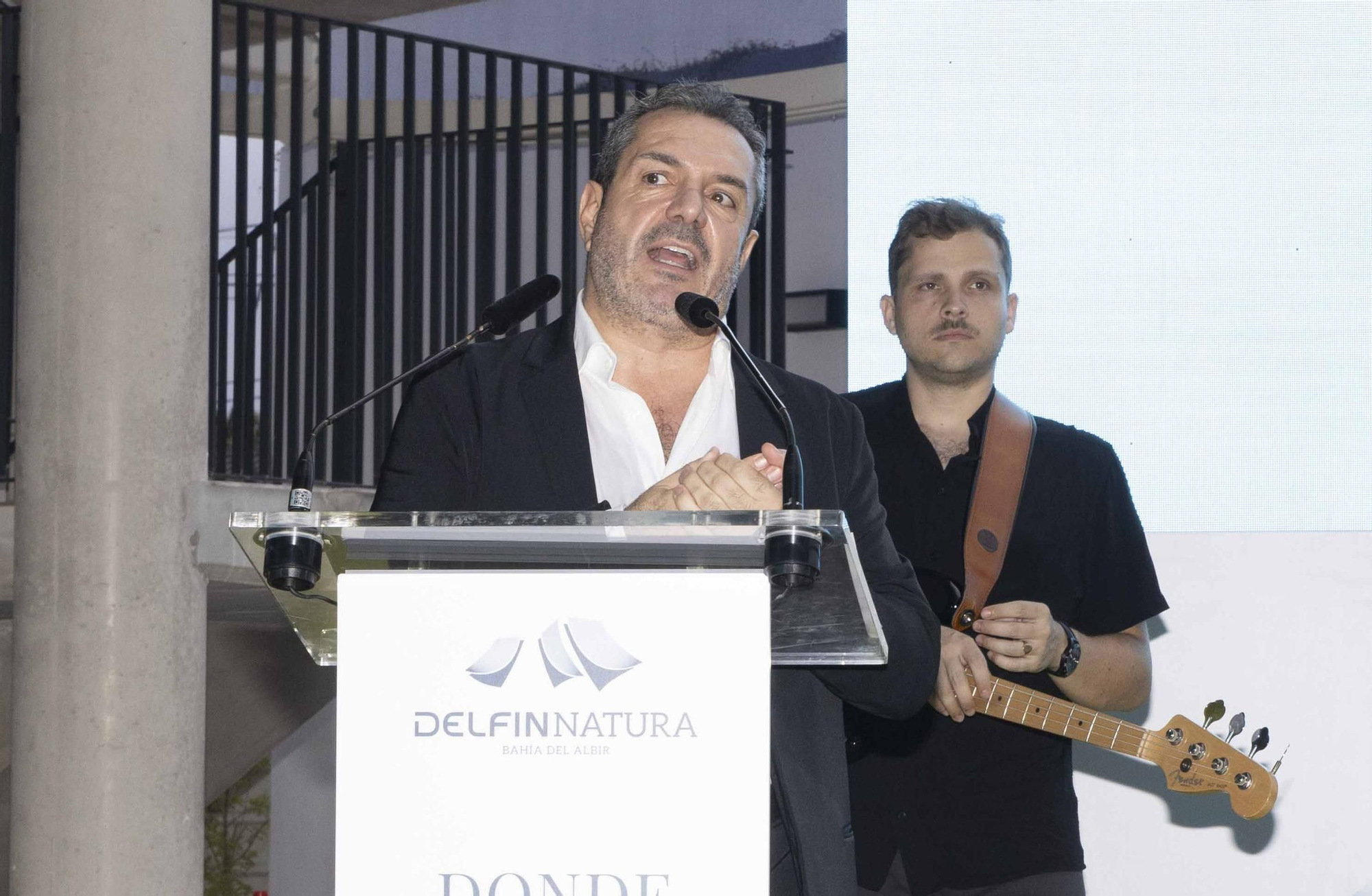 Espectacular inauguración de Delfin Natura en El Albir