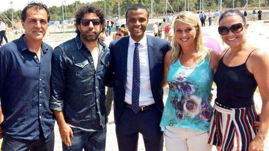 Molango, junto a Iván Campo y Miquel Ángel Nadal, entre otros, ayer en Santa Ponça.