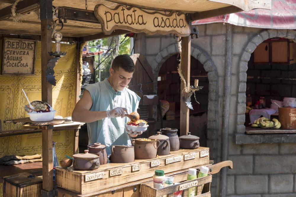 El parque de Barreiro acoge actividades y talleres para mayores y pequeños.