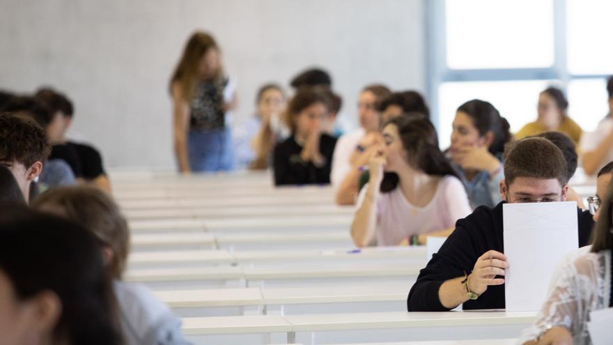 Si te toca examinarte este año del acceso a la Universidad, aquí tienes las pruebas de otros años