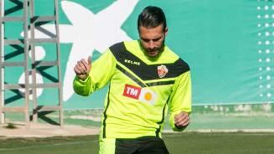 Xavi Torres, durante el entrenamiento de ayer.