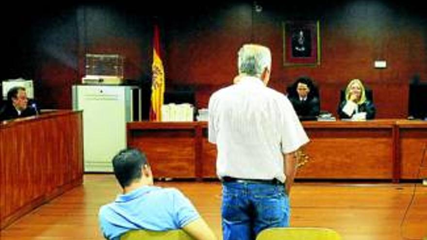 Condenado por extraer 270.000  de la cuenta que tenía con su exmujer