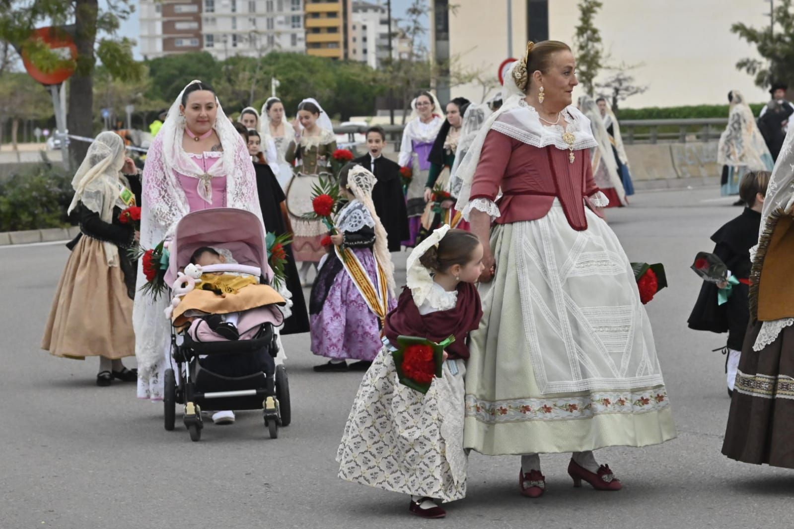 Las mejores imágenes de la Ofrenda a la Mare de Déu del Lledó