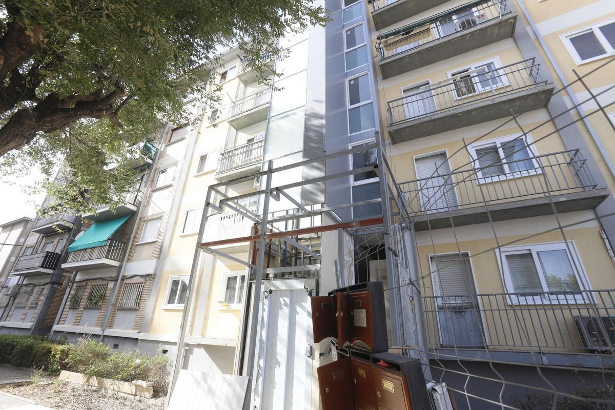 Obras de rehabilitación para incluir un ascensor