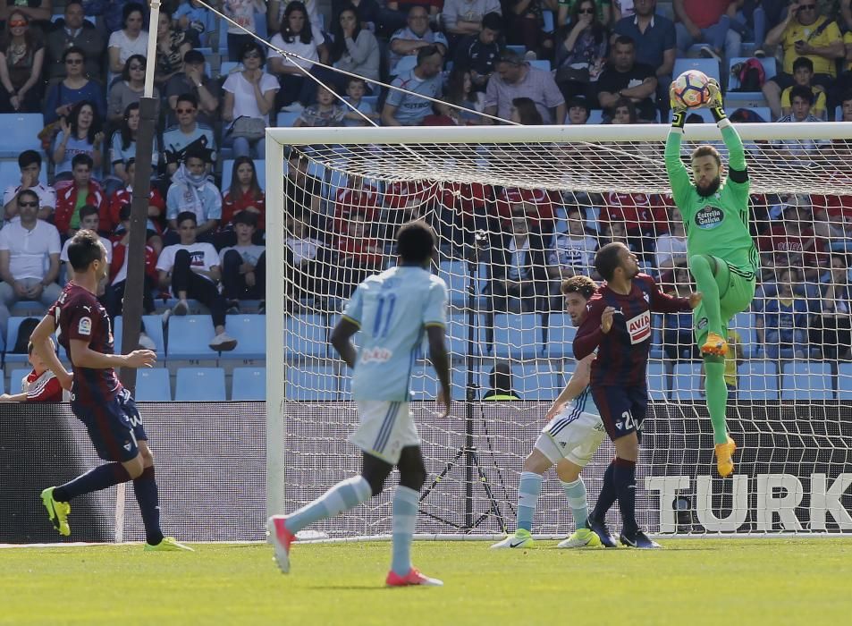 FARO recopila una selección de imágenes con lo más destacado del encuentro entre celestes y armeros en Balaídos