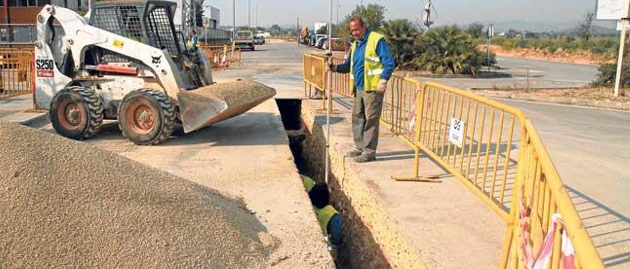 Obras de canalización en el municipio de Consell.