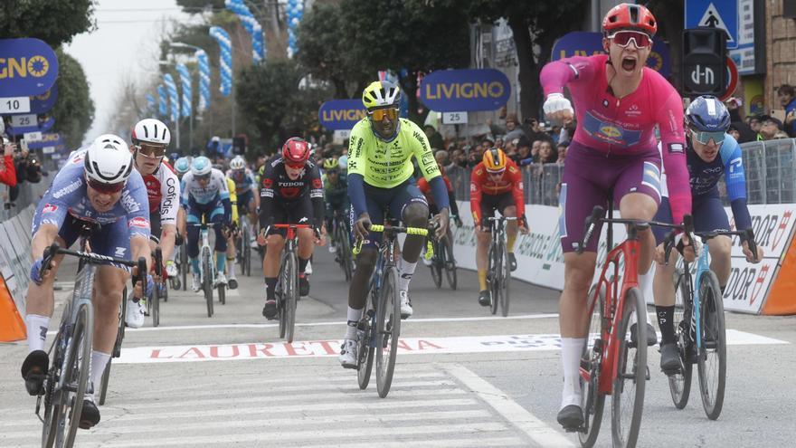 Juan Ayuso cede el liderato en la Tirreno-Adriático