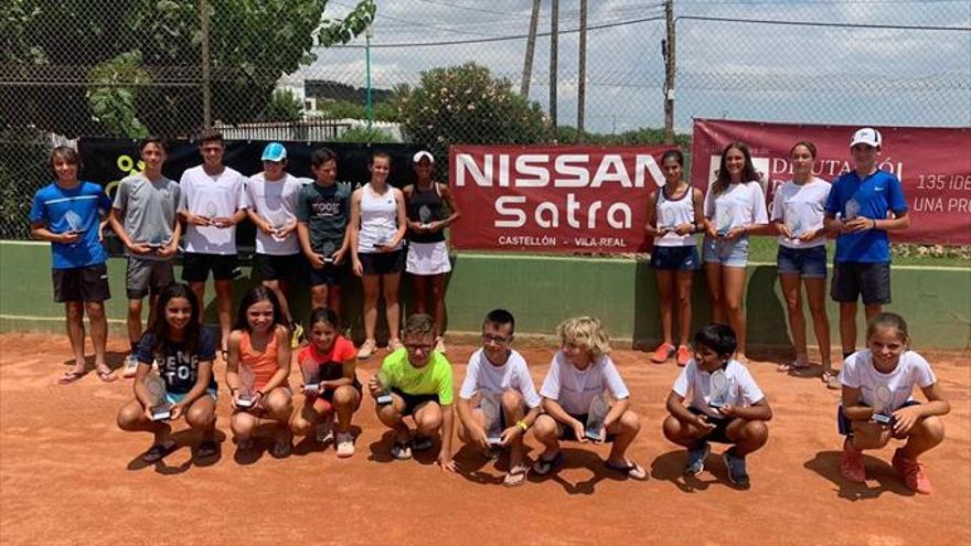 El Circuito de Tenis Provincial Trofeo Nissan sigue avanzando