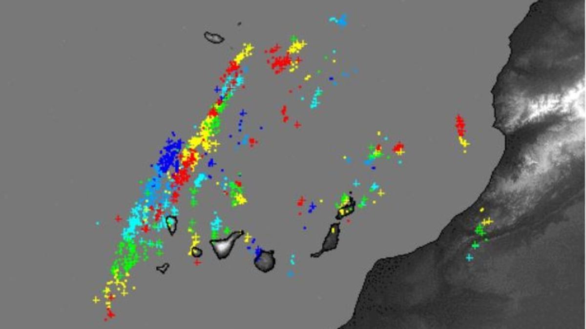 Mapa de rayos registrados durante la madrugada en el entorno de Canarias.