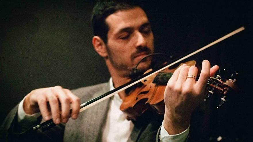 El virtuoso del violín Michalis Koloumís actuará el día 13 en Puigpunyent