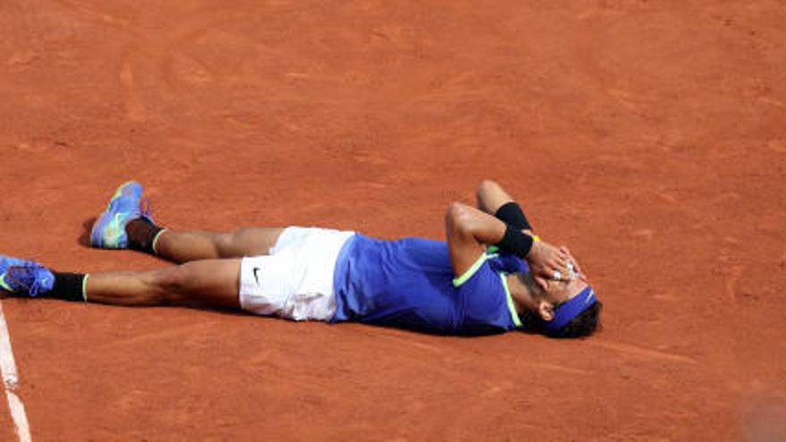 Nadal celebra su triunfo ante Wawrinka