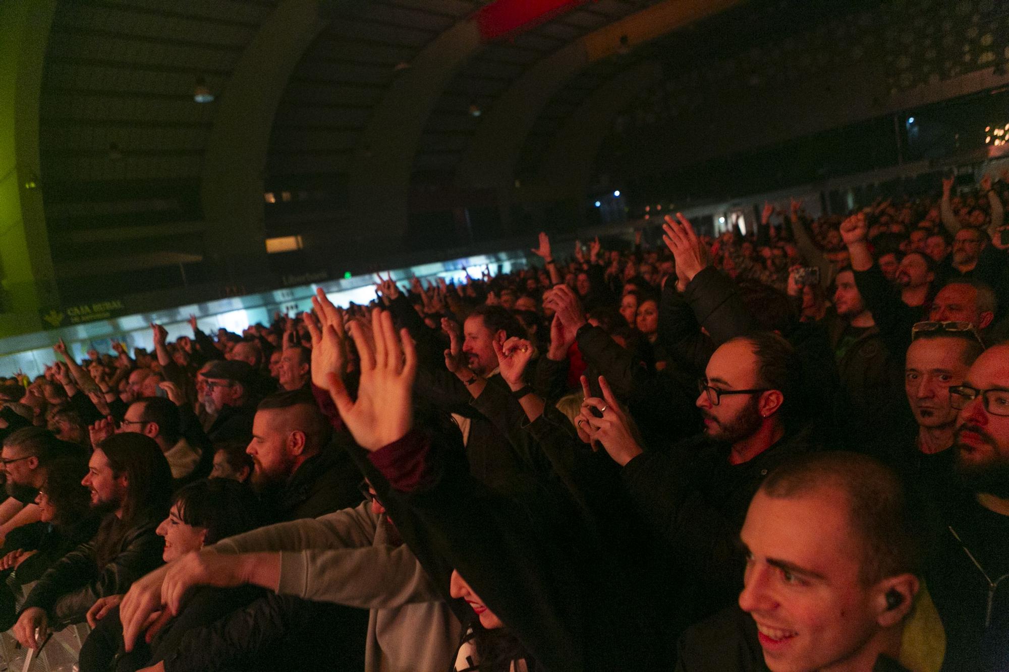 EN IMÁGENES: el concierto de "Dream Theatre" en Avilés