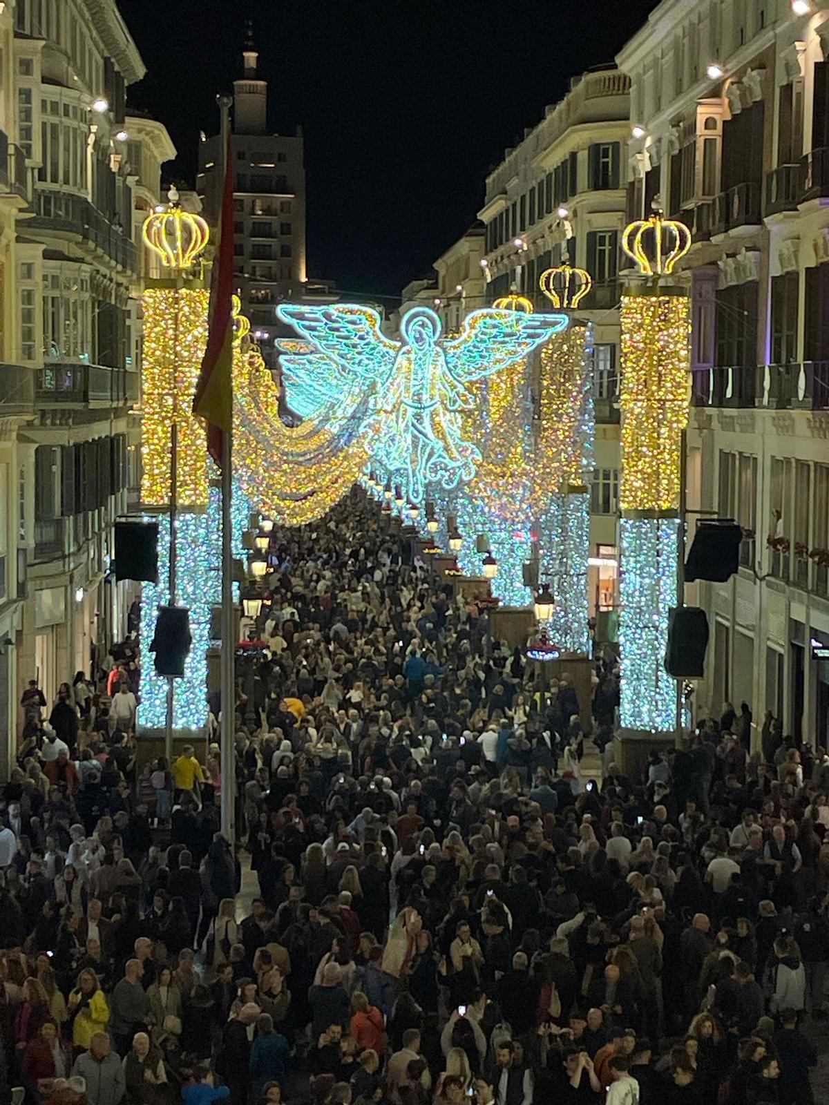 Navidad en Málaga | La calle Larios enciende sus luces de Navidad