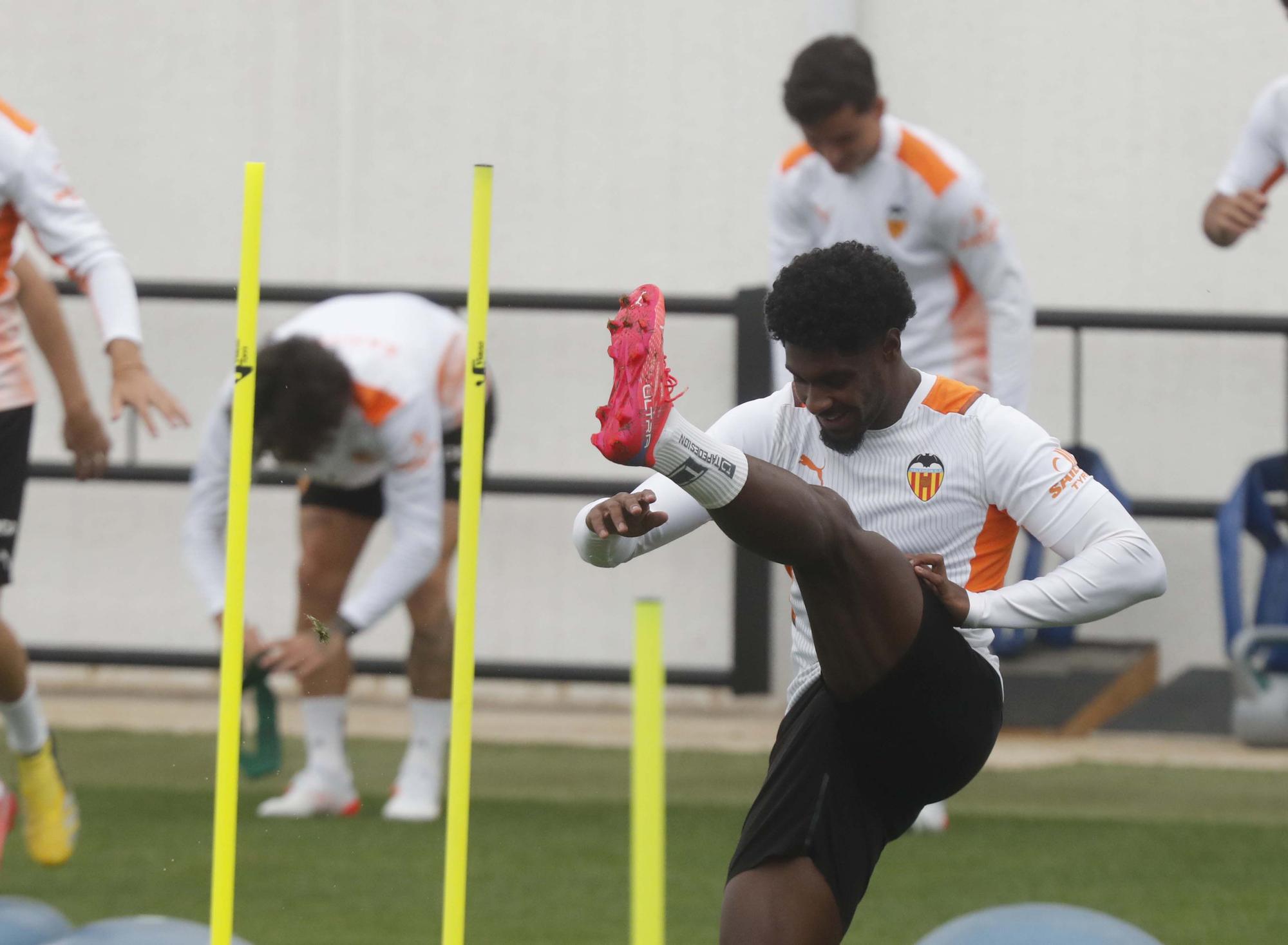 Entrenamiento del Valencia antes del encuentro frente al Mallorca