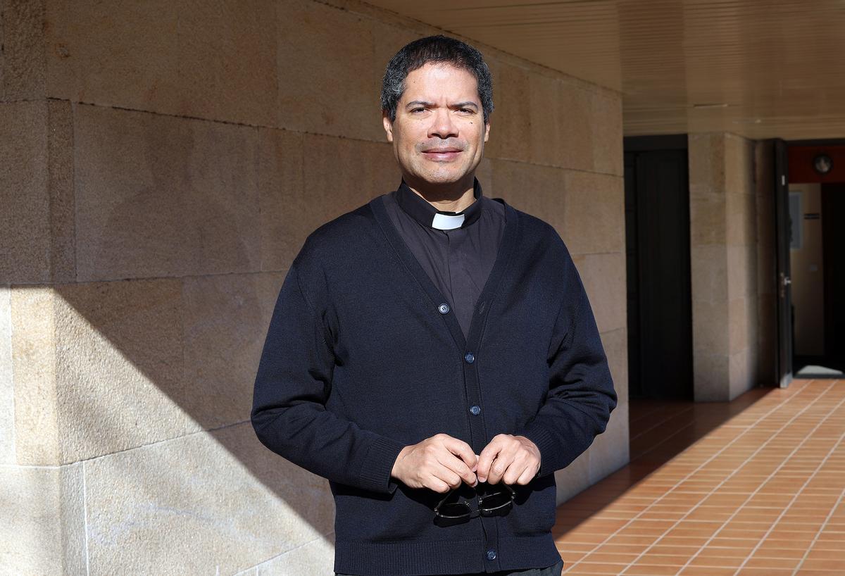 El padre Justo en la Parroquia de Chapela