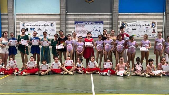 Demostración del equipo de patinaje de Épila.